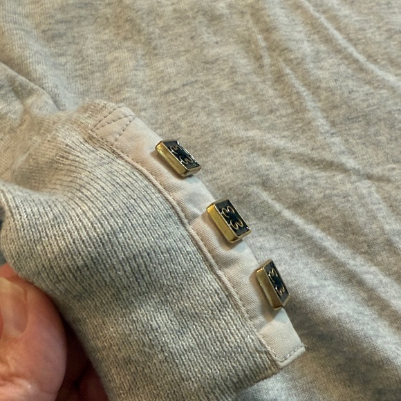 CAbi - Picture 5 of 5